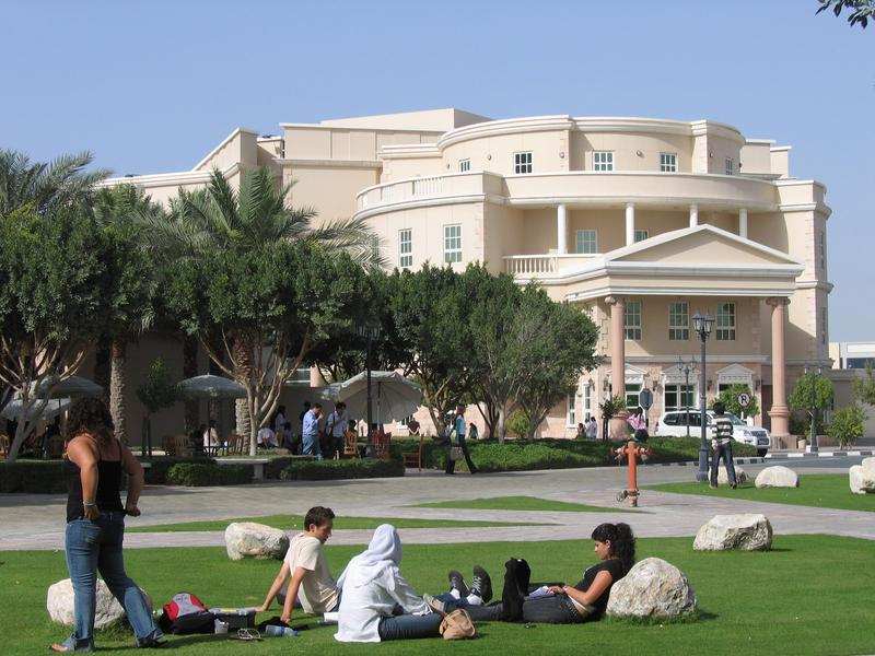 Dubai'de Yükseköğrenim Eğitimi Nasıldır?