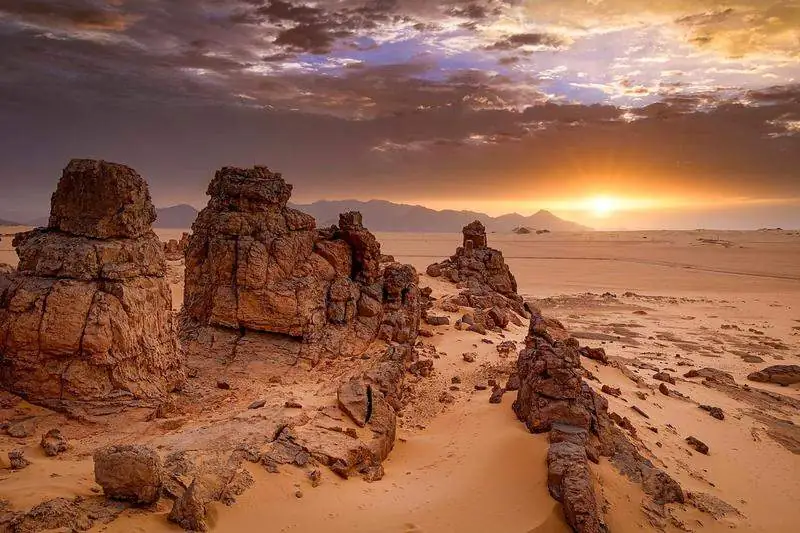 Cezayir'in Coğrafi Özellikleri Nasıldır?