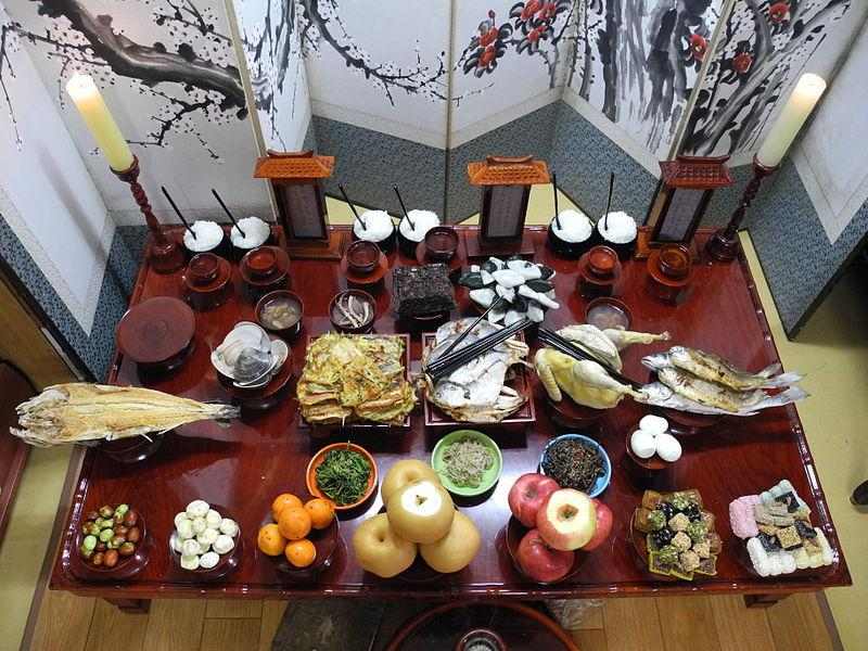 Kore Kültüründeki Kutlama Yemekleri Nelerdir?