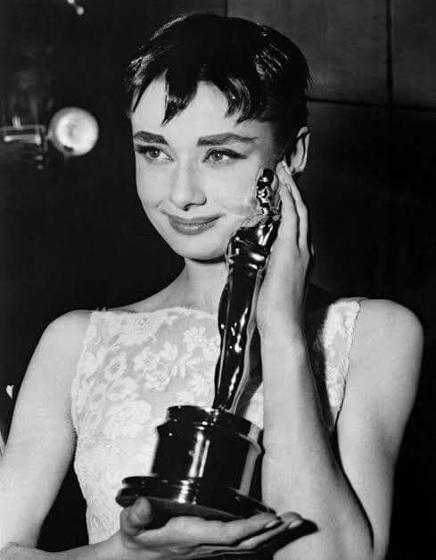 Audrey Hepburn Kimdir?