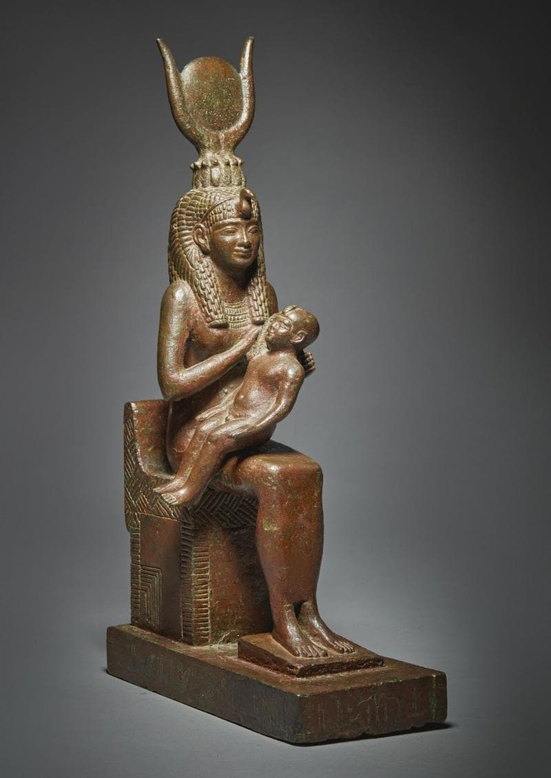 Mısır Mitolojisinde İsis Kimdir?