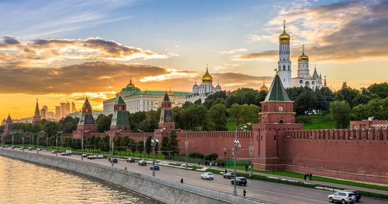 Moskova Kremlini Nerededir?